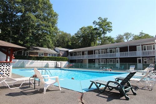 La Plaza Del Sol Motel Mashpee Zewnętrze zdjęcie